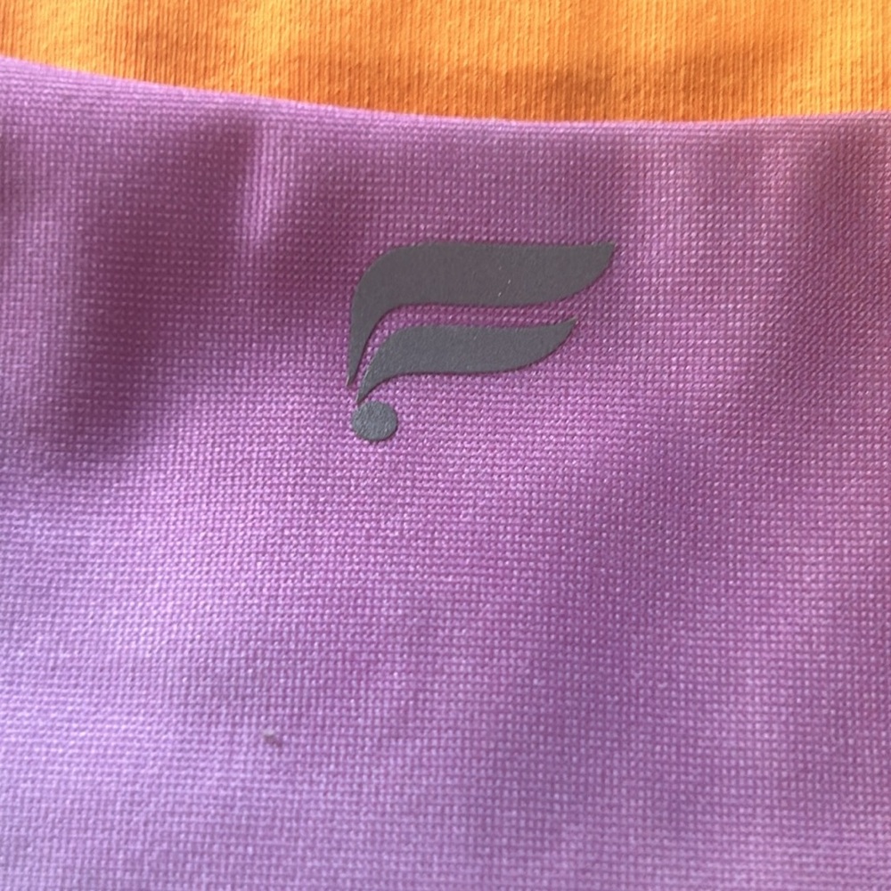 Fabletics Harlyn Reversible Midi Medium Impact Sp… - image 5